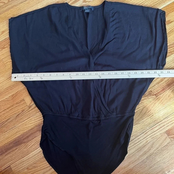 Forever21 black bodysuit - Picture 5 of 6